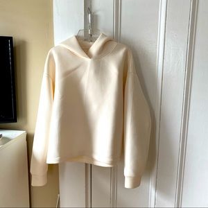 Uniqlo Women’s Ultra Stretch Dry Sweat Pullover Hoodie